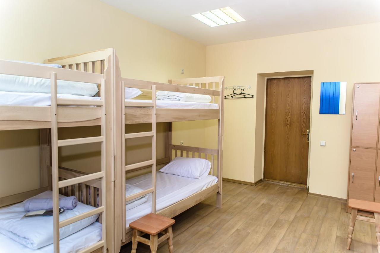 Botanic Globus Hostel Kiev Bagian luar foto